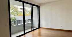 Venta de moderno departamento de estreno con terraza en San isidro